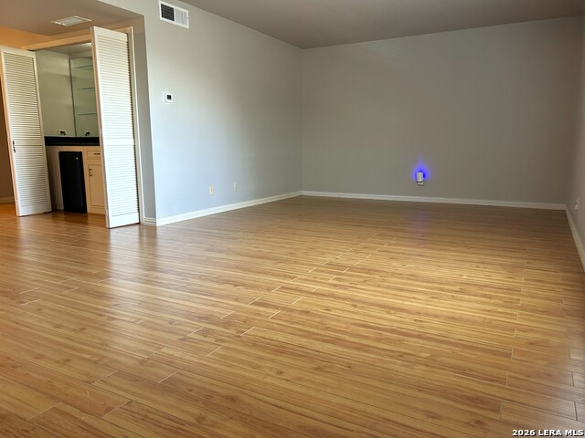 Image 5 of 47 For 7500 Callaghan  350