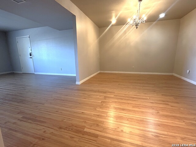 Image 6 of 47 For 7500 Callaghan  350