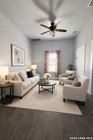 Image 3 of 8 For 1139 Morales