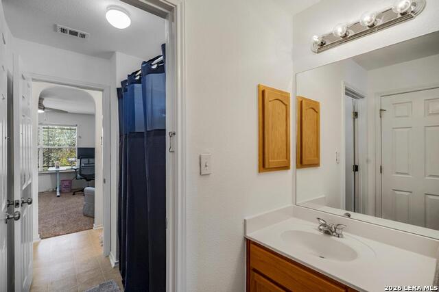 Image 25 of 34 For 8658 Gavel  