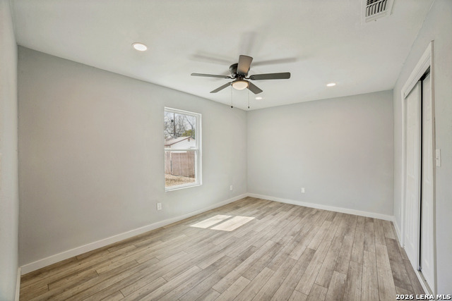 Image 19 of 28 For 3646 Poplar St. W