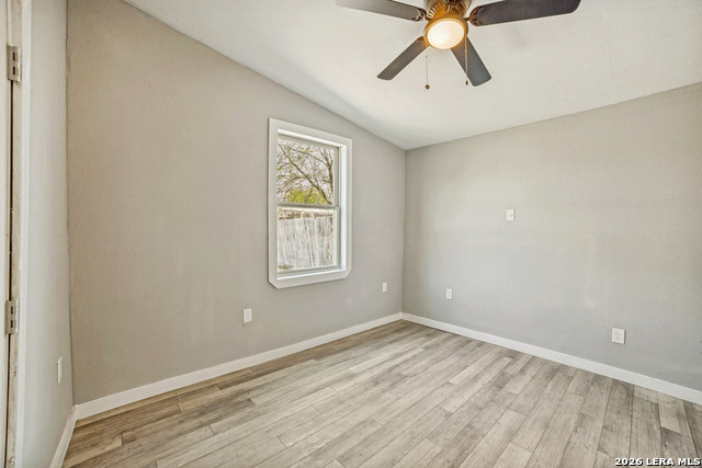 Image 20 of 28 For 3646 Poplar St. W