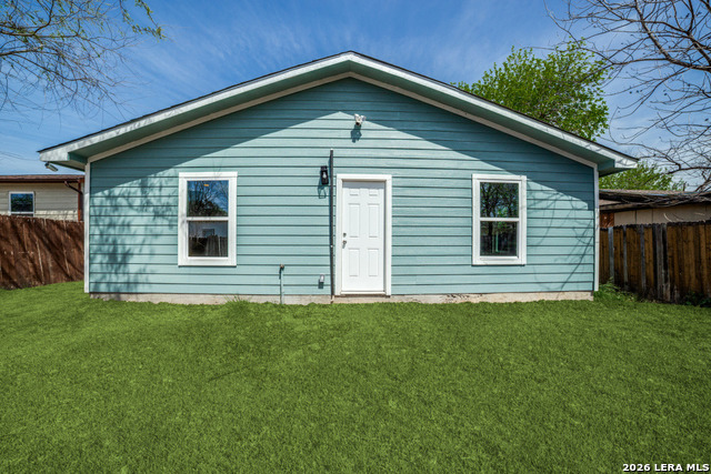 Image 23 of 28 For 3646 Poplar St. W