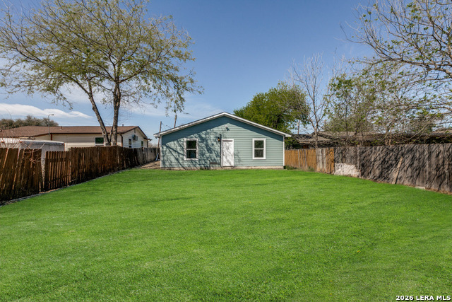 Image 26 of 28 For 3646 Poplar St. W