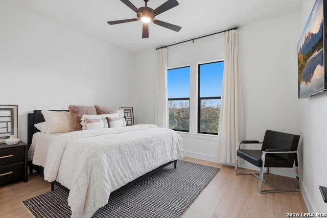 Image 11 of 47 For 10406 Kendall Cyn