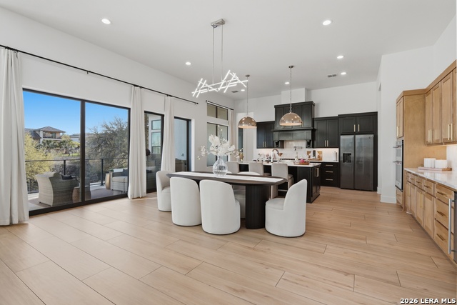 Image 13 of 47 For 10406 Kendall Cyn