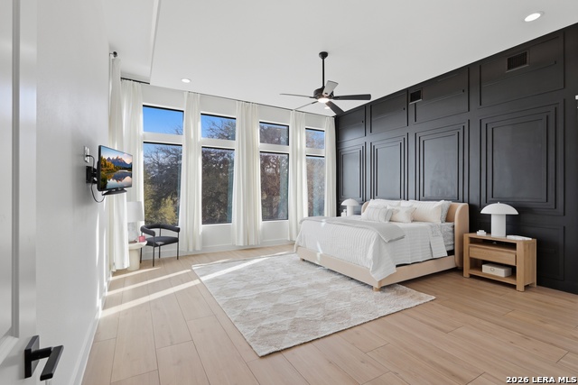 Image 21 of 47 For 10406 Kendall Cyn