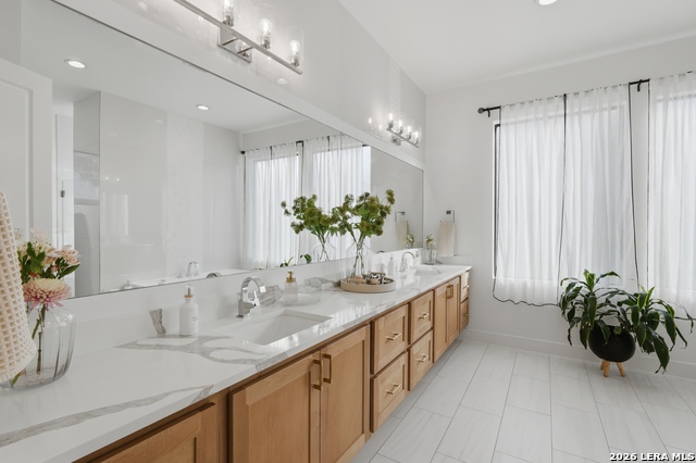 Image 23 of 47 For 10406 Kendall Cyn