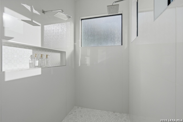 Image 25 of 47 For 10406 Kendall Cyn