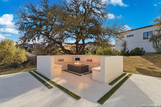 Image 42 of 47 For 10406 Kendall Cyn