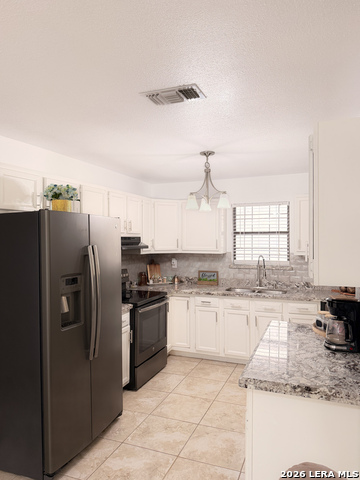 Listing photo id 12 for 2259 Willow Trail