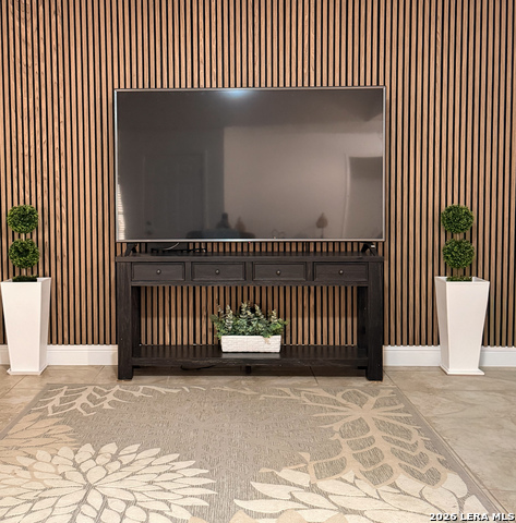 Listing photo id 5 for 2259 Willow Trail