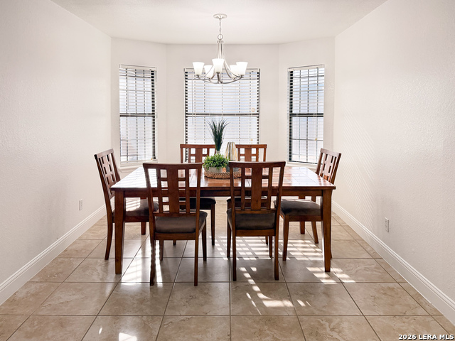 Listing photo id 6 for 2259 Willow Trail