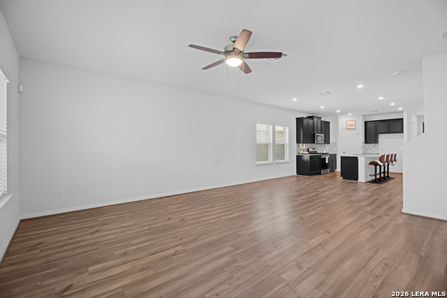 Image 9 of 31 For 12811 Azan Height