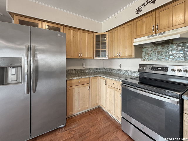 Image 10 of 48 For 231 Vip  