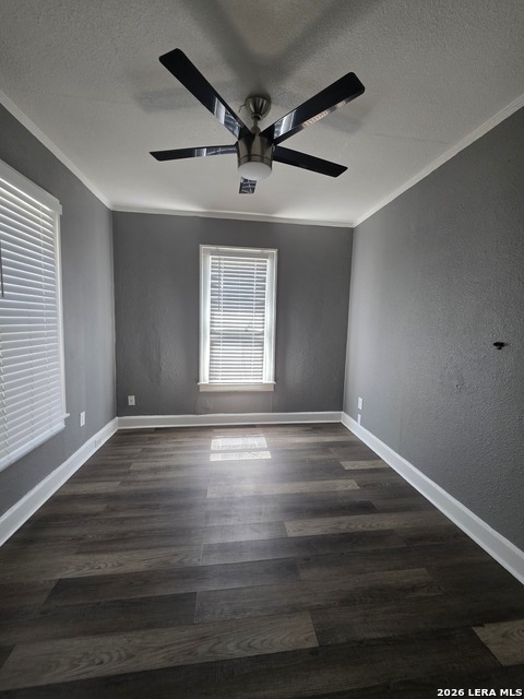 Image 13 of 16 For 930 Grayson E 2