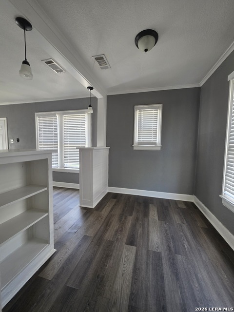 Image 5 of 16 For 930 Grayson E 2