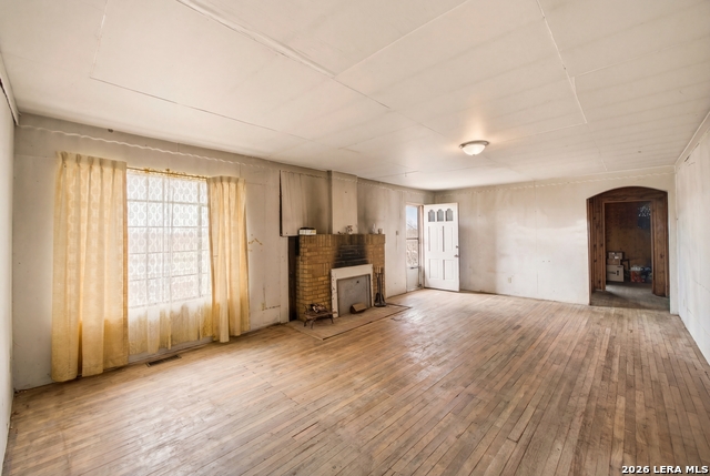 Image 14 of 31 For 4988 Loop 1604 E S