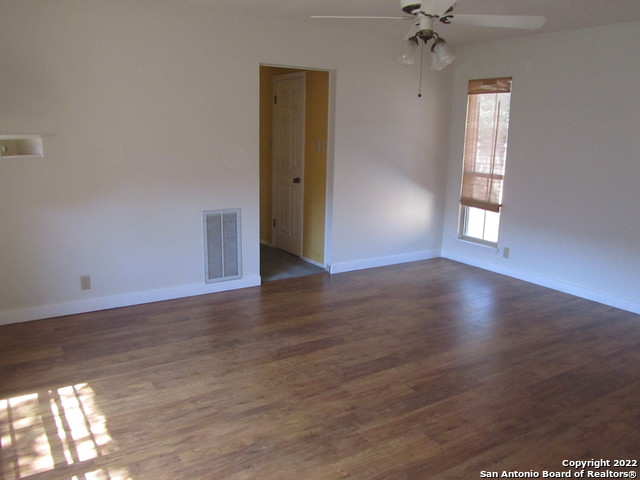 Image 7 of 16 For 1947 Encino Belle St