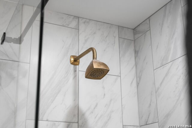 Image 80 of 96 For 39 Truss  