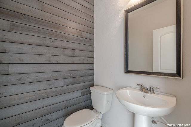 Image 12 of 30 For 2063 Cowan  