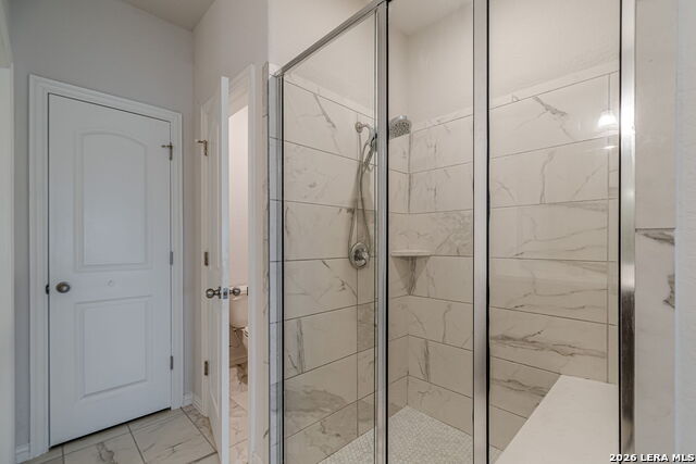 Image 17 of 30 For 2063 Cowan  