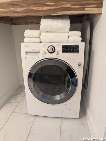 Image 16 of 23 For 101 Aribe Dr.  1