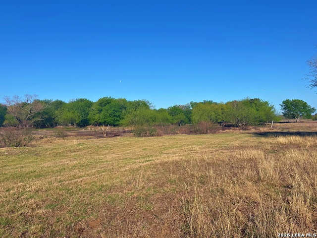 Listing photo id 6 for 3265 Highway 97