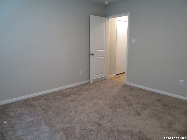 Image 10 of 26 For 554 Blue Stem Rd