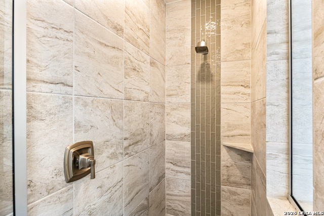 Image 34 of 60 For 22914 Bear River