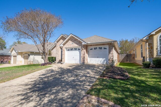 Image 2 of 28 For 1435 Bluff Forest