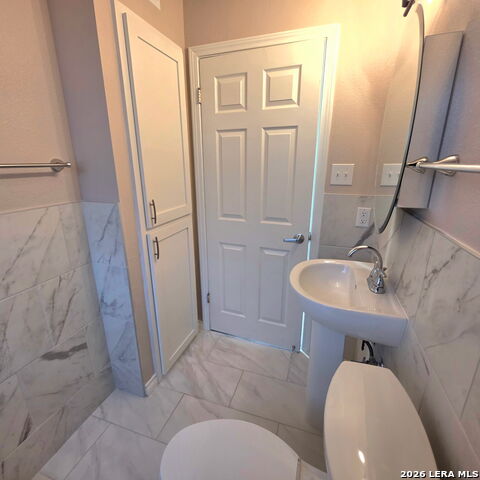 Image 26 of 31 For 226 Antrim  