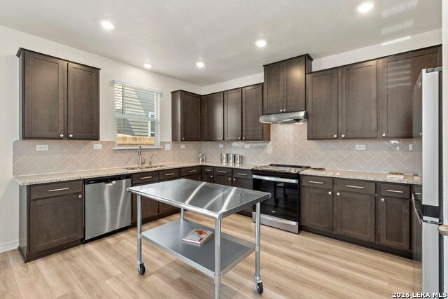 Image 10 of 33 For 14839 Vance Jackson  Unit 1101