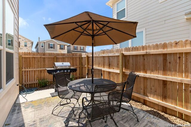 Image 30 of 33 For 14839 Vance Jackson  Unit 1101