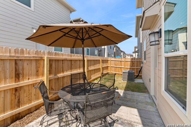 Image 32 of 33 For 14839 Vance Jackson  Unit 1101