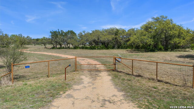 Image 11 of 40 For 2502 Ranch Road 1323