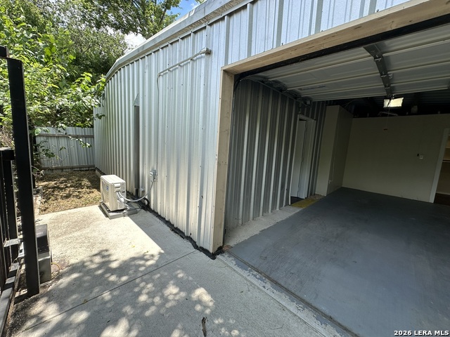 Image 16 of 21 For 1619 Nolan  B