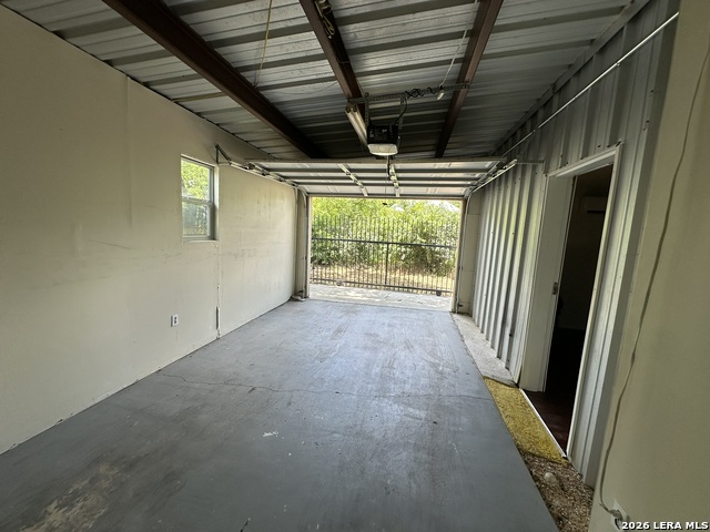 Image 18 of 21 For 1619 Nolan  B