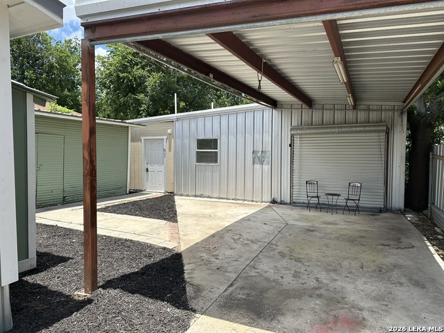 Image 19 of 21 For 1619 Nolan  B