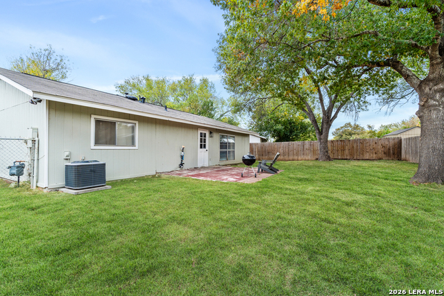 Image 24 of 25 For 7107 Spring Flower