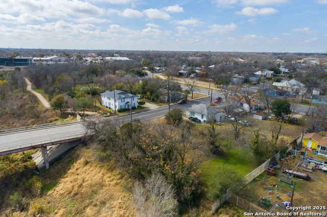 Image 14 of 20 For 333 Theo  