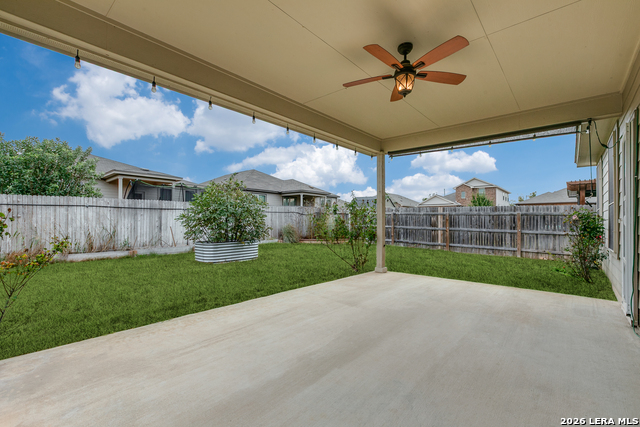 Image 18 of 20 For 13410 Flora Springs