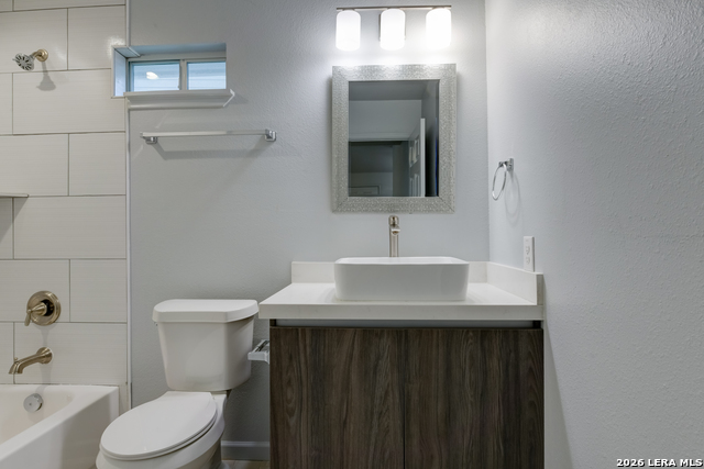 Image 19 of 22 For 6626 Woodstock