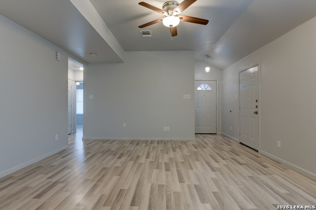 Image 4 of 22 For 6626 Woodstock