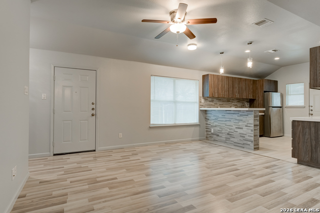 Image 5 of 22 For 6626 Woodstock