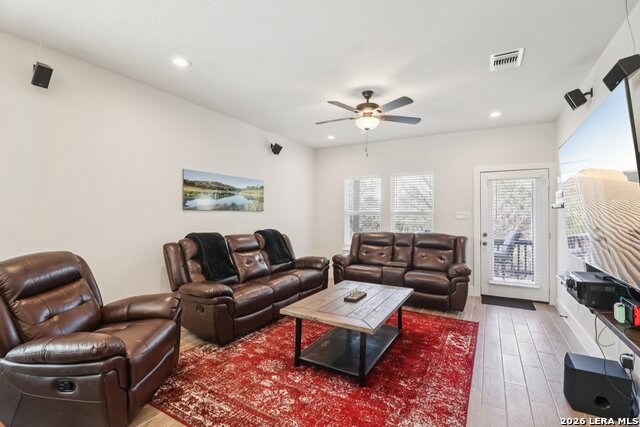 Image 4 of 30 For 218 Canyon Vw