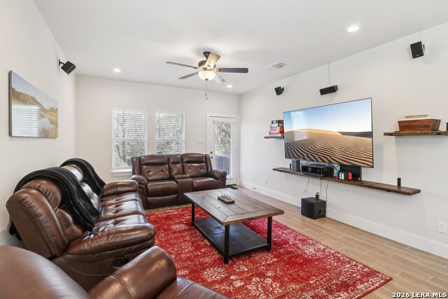 Image 5 of 30 For 218 Canyon Vw