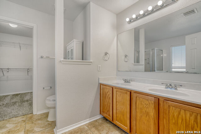 Image 17 of 27 For 24719 Corral Gables