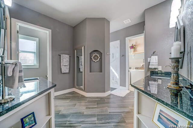 Image 21 of 47 For 1123 Long Hollow