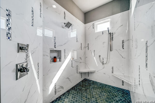 Image 22 of 47 For 1123 Long Hollow